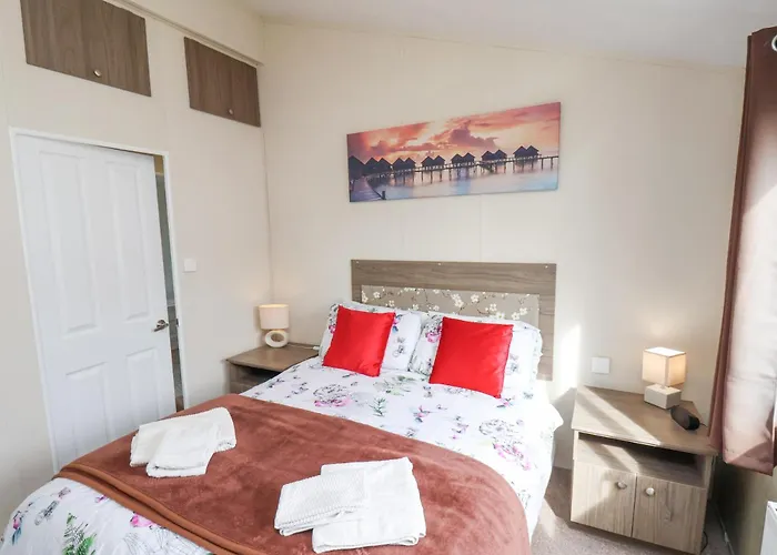 Two Little Ducks Scarborough